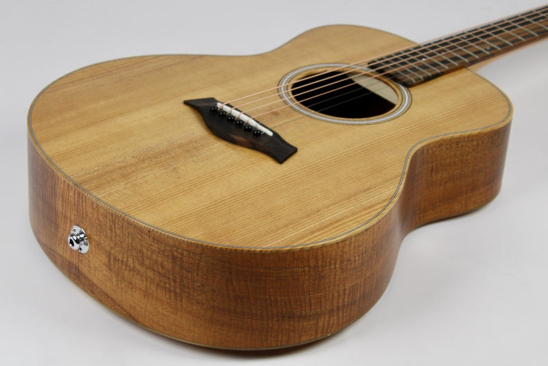 Taylor GS Mini-e LTD Figured Koa w/Gig Bag