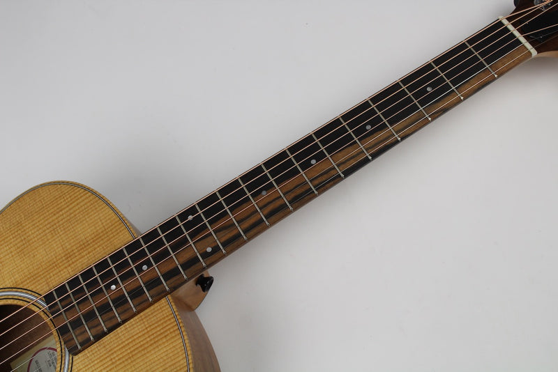 Taylor GS Mini-e LTD Figured Koa w/Gig Bag