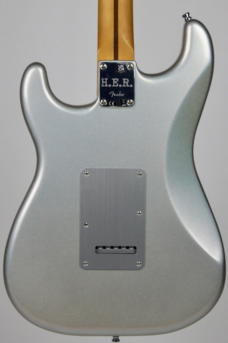 Fender H.E.R. Stratocaster Maple Fingerboard Chrome Glow w/Gig Bag (0140242343)