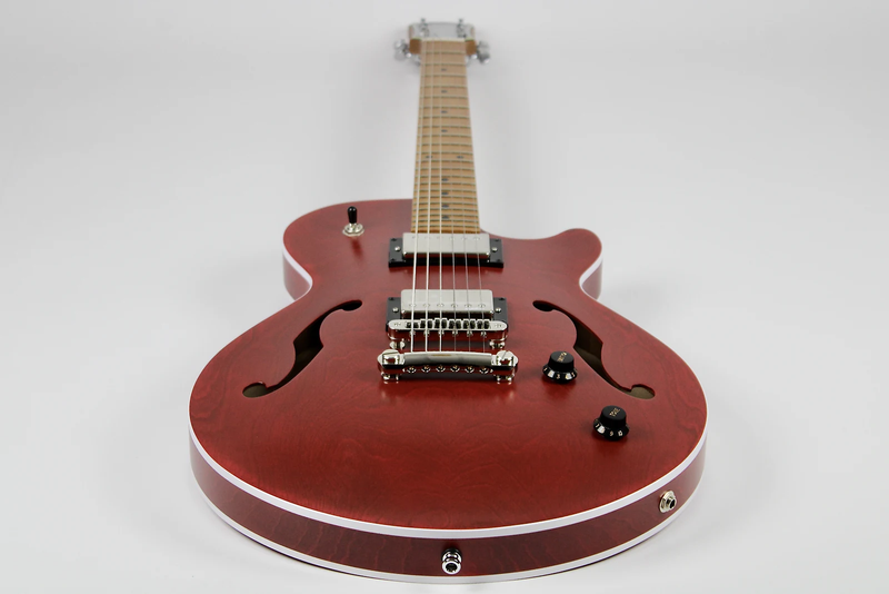 Godin Limited Edition Montreal Premiere - Aztek Red w/Gig Bag