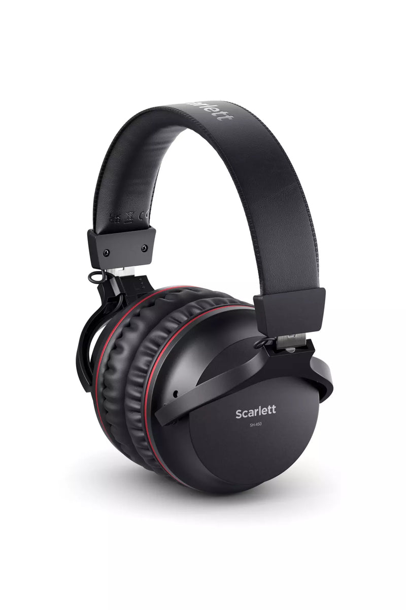 Interface Focusrite Scarlett 2i2 Studio de 4e génération (micro et casque d’écoute inclus)