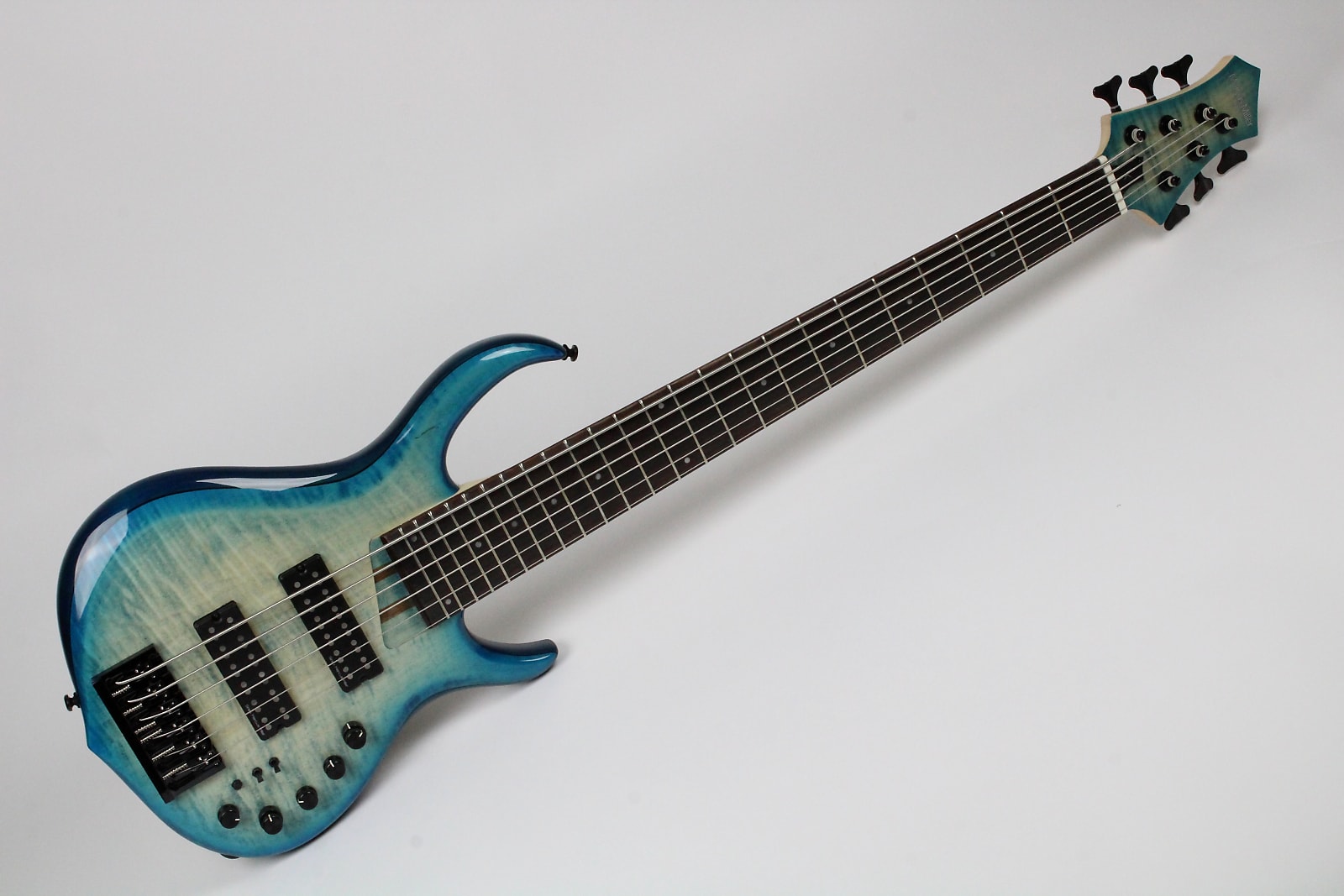 Sire Marcus Miller M7 2nd Generation 6-strings bass Transparent Blue