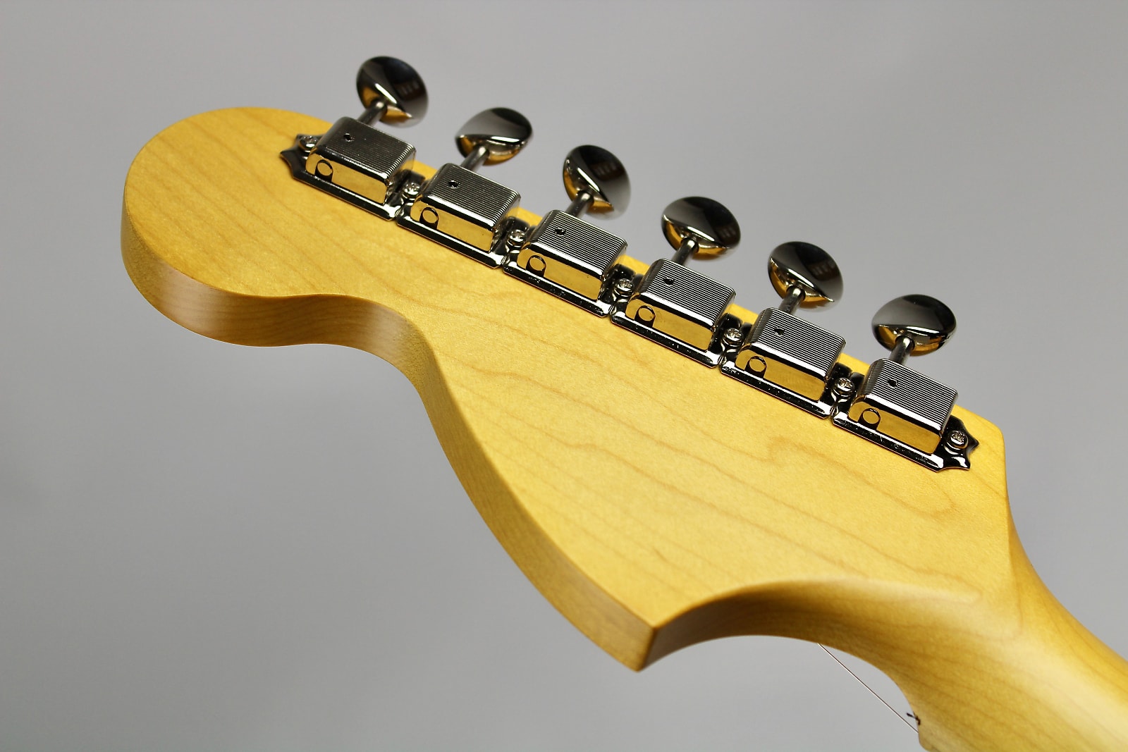 Fender JV Modified '60s Stratocaster Maple Fingerboard Olympic White w/Gig  Bag