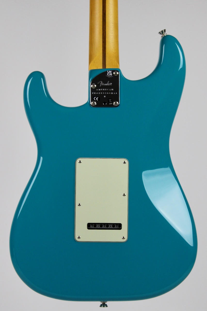 Fender American Professional II Stratocaster Maple Fingerboard Miami Blue  w/OHSC (0113902719)