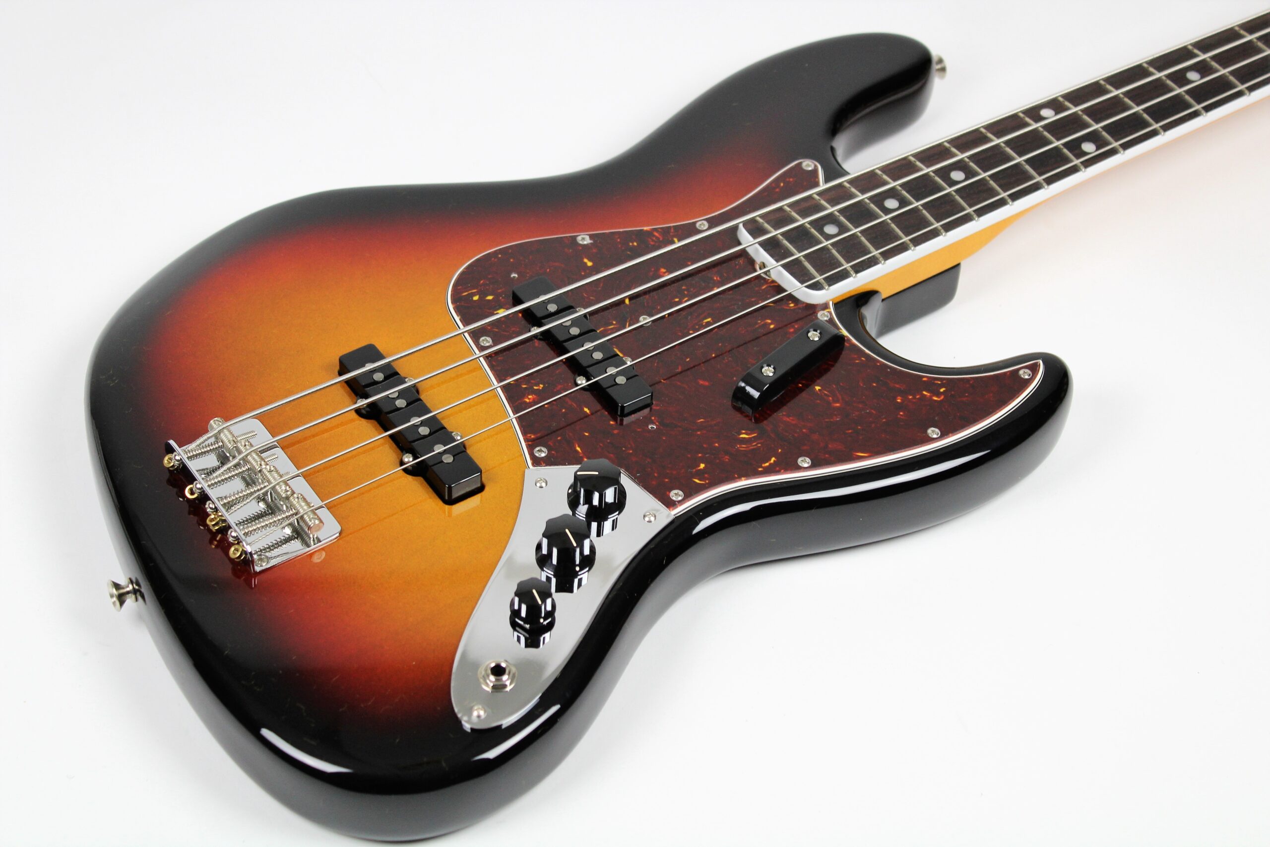 Fender AMERICAN VINTAGE II 1966 JAZZ BASS 2023 - 3-Color Sunburst W/OHSC  (0190170800)