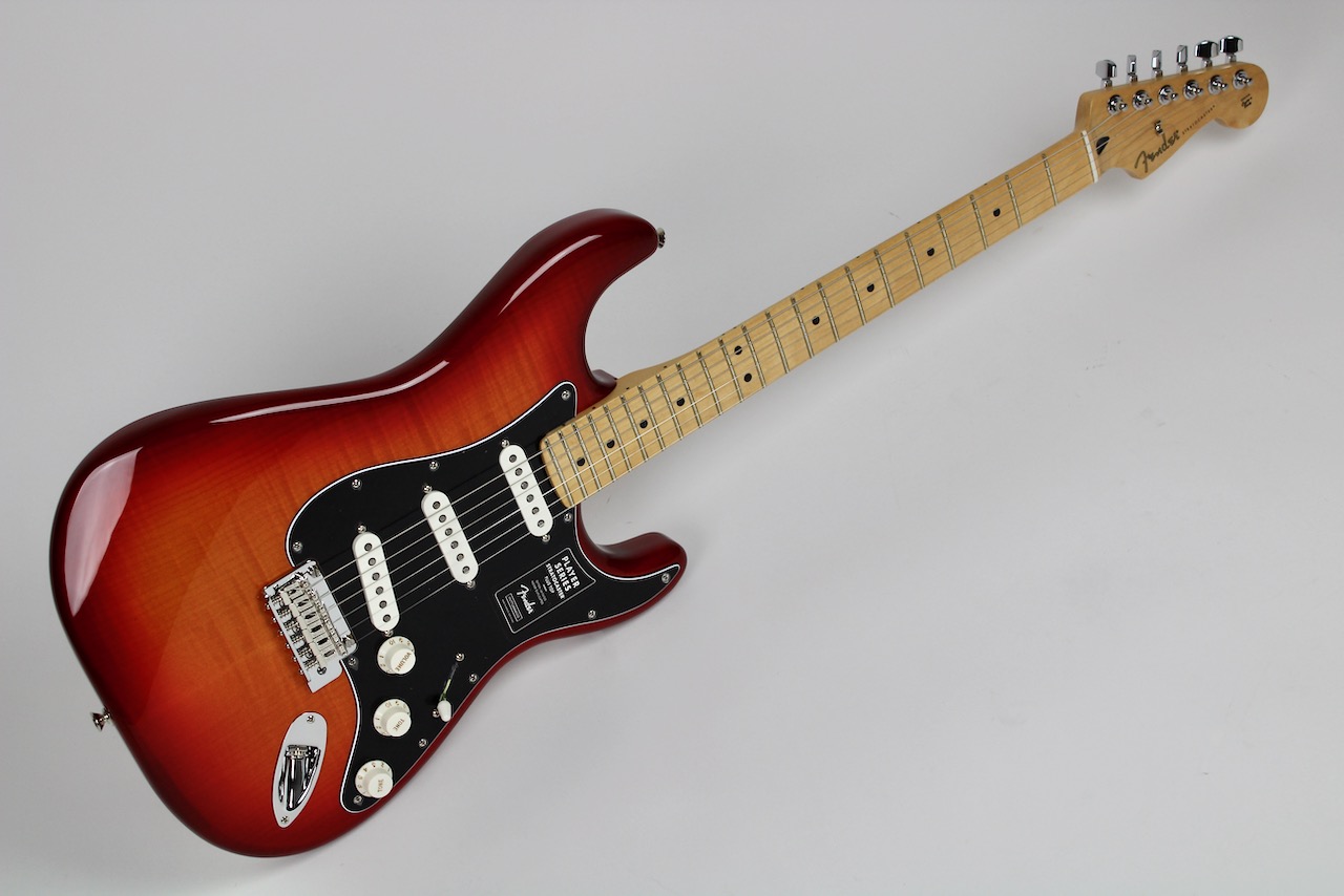 Fender Player Stratocaster Plus Top Maple Fingerboard Aged Cherry Burst  (Second Factory) (0144552531)