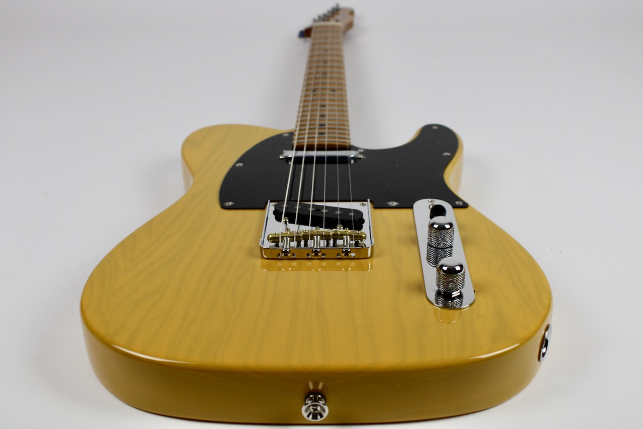 Fender Dealer Exclusive American Professional II Telecaster Roasted Maple  Fingerboard - Butterscotch Blonde w/OHSC (0113922750)