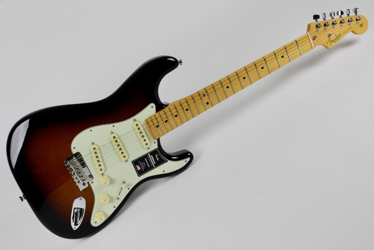 Fender American Professional II Stratocaster Maple Fingerboard -  Anniversary 2-Color Sunburst w/OHSC (0113902803)